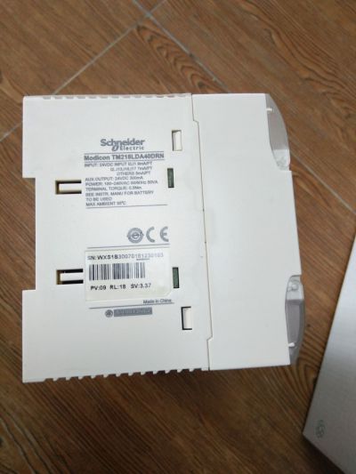 TM241系列可编程控制器PLC